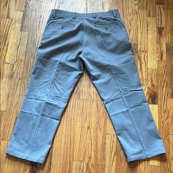 Men's Gray Pants - Picture 6 of 7